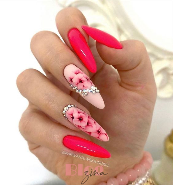 hawaiian flower nail art