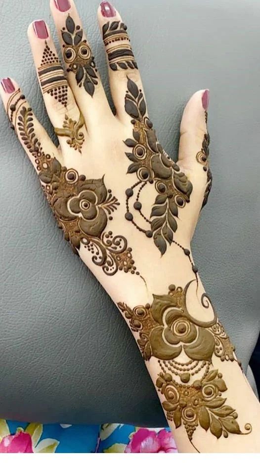 Hand Mehndi Design