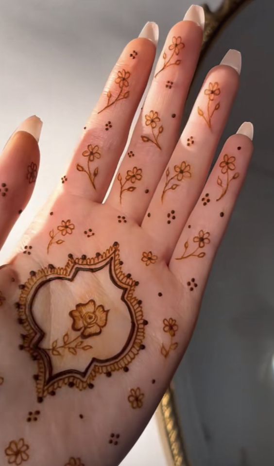 Mehndi Design Easy and Beautiful