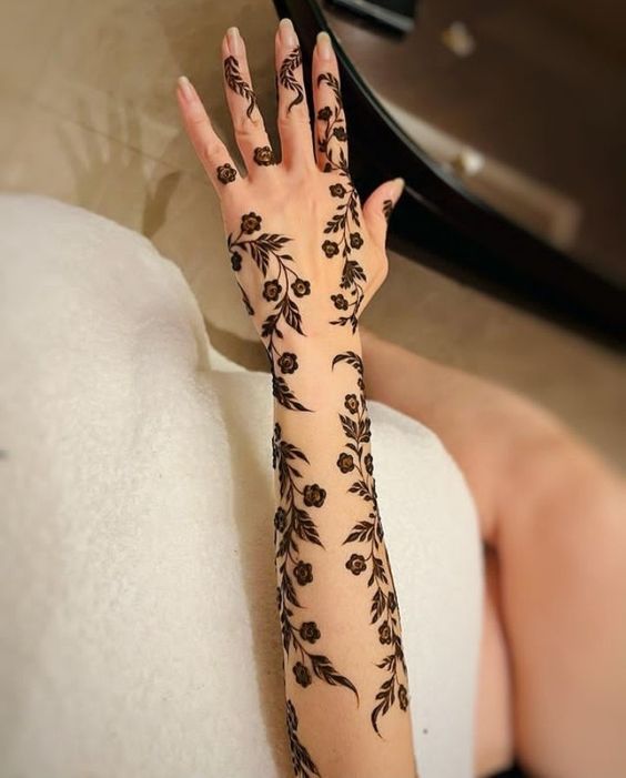 Mehndi Design Easy and Beautiful