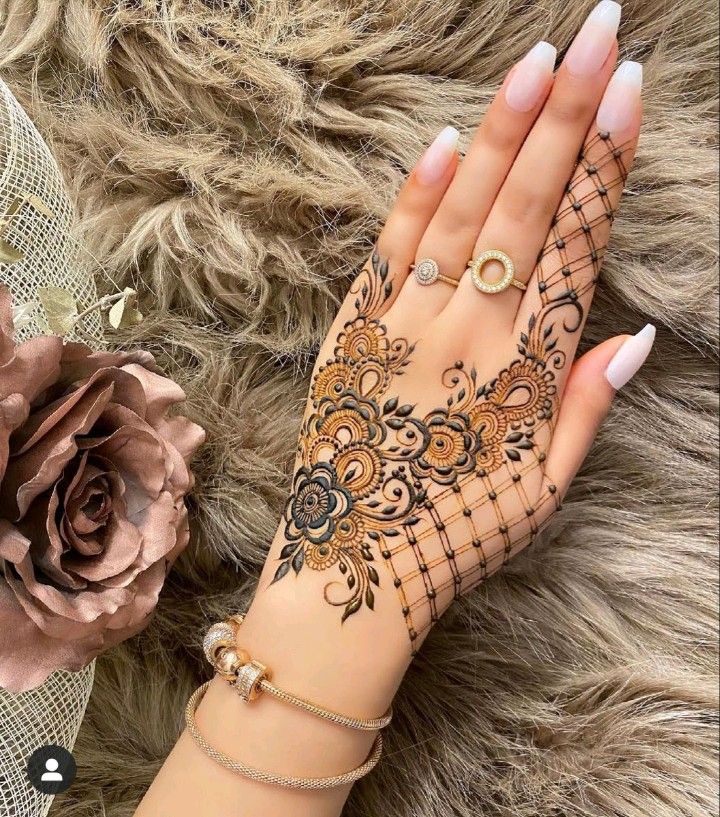 Simple Mehndi Design