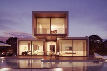 Investing in a Luxury Home